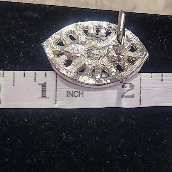 Kenneth Jay Lane Silver Tone Rhinestone Marquise Clip On Statement Earrings - Picture 9 of 13